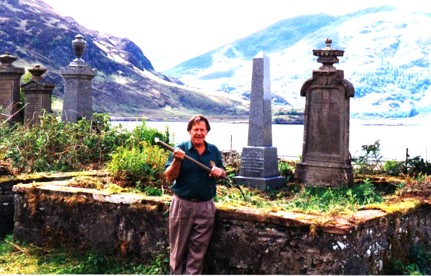 Photo of photos/Ian McLennan NZ bn 1924 in 1994 at Clachan Duich